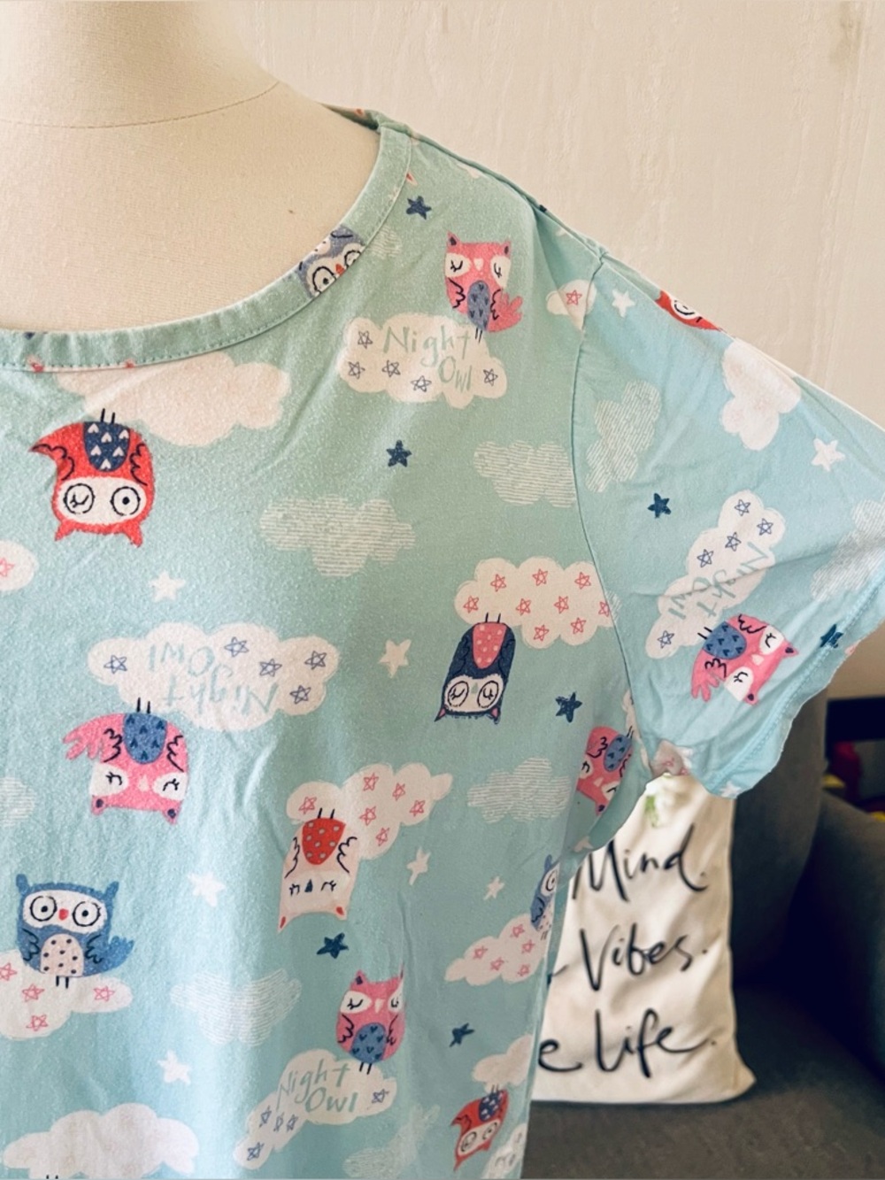 Secret Treasures Blue Owl Print Short-Sleeve Nightgown - Picture 2 of 8